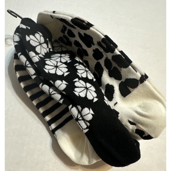 Kate Spade No Show Ankle Socks 3 Pairs Novelty Cotton Blend New With Tags - Picture 2 of 3